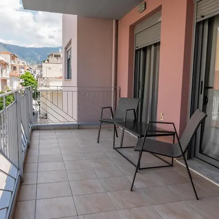 Apartment #t33 Chic 2br In The Centre Of Volos