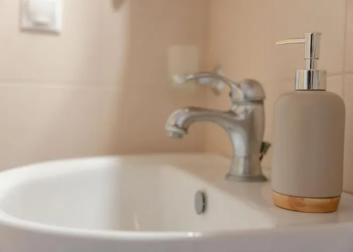 #t33 Chic 2br In The Centre Of Volos